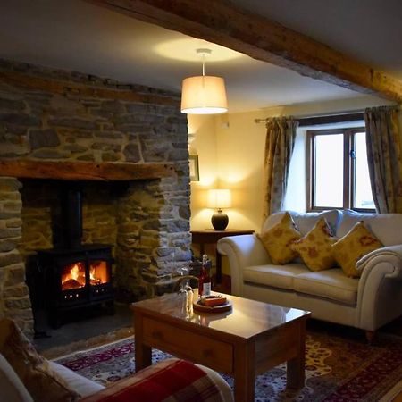 Cross Keys Cottage Holiday Let Bishop's Castle Exterior photo